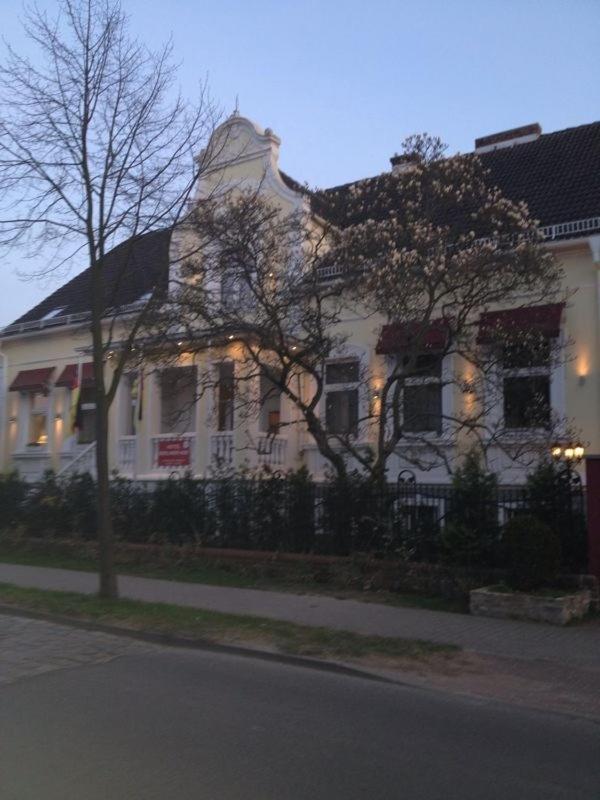 Berliner Hof Hotel Dallgow-Doeberitz Exterior photo