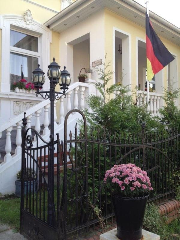 Berliner Hof Hotel Dallgow-Doeberitz Exterior photo